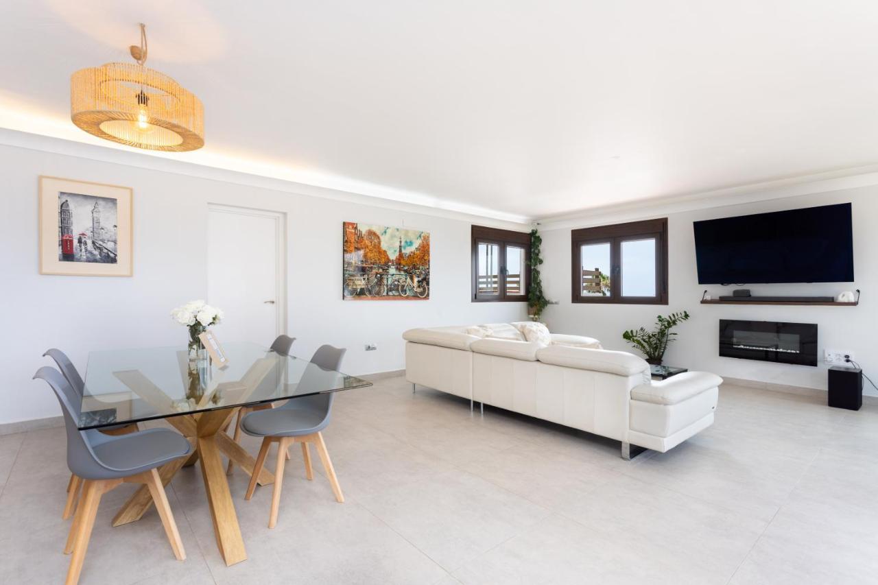 Home2Book Villa Alessandro, Design & Comfort Sauzal Exteriér fotografie